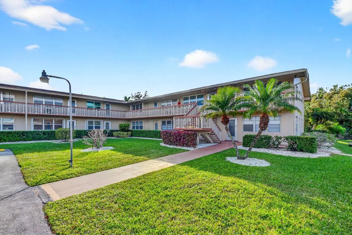 200 Northampton J, West Palm Beach, FL 33417 - Image #1