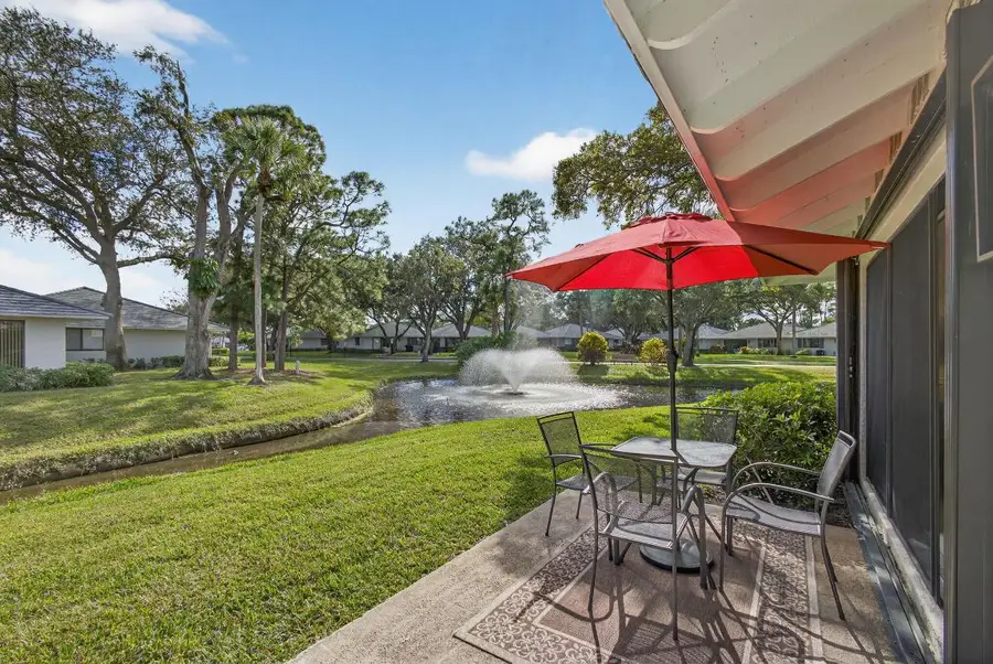 713 Club Drive, Palm Beach Gardens, FL 33418 - Image #2