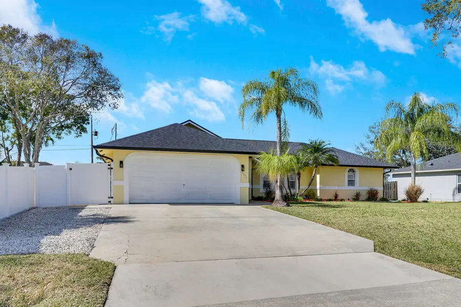 2374 SW Chateau Terrace, Port Saint Lucie, FL 34953 - Image #3
