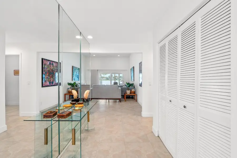 8329 Bonita Isle Drive, Lake Worth, FL 33467 - Image #3