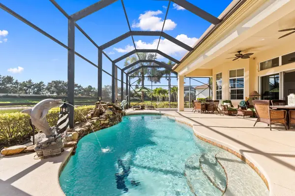 9509 SW Nuova Way, Port St Lucie, FL 34986