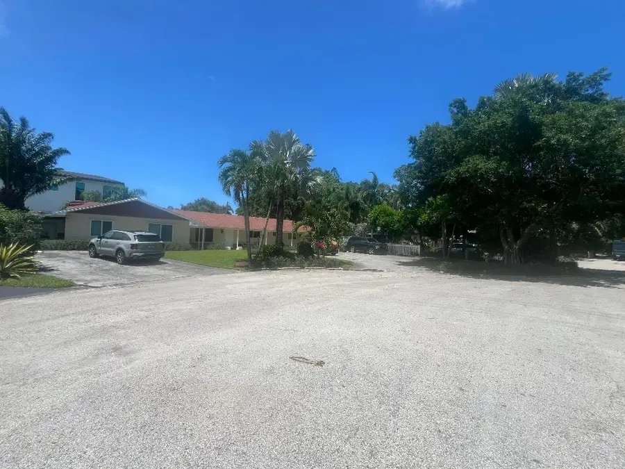 2081 Joy Rene Lane, North Palm Beach, FL 33408 - Image #3