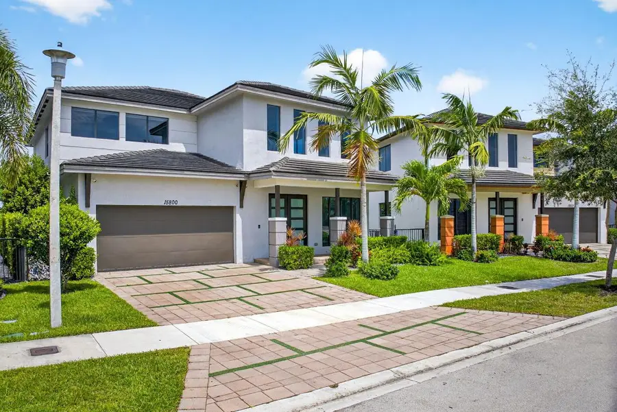 15800 NW 88th Avenue, Miami Lakes, FL 33018 - Image #3