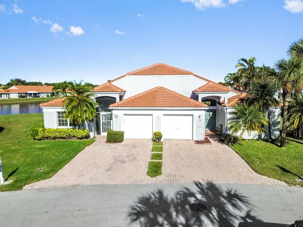 8053 Clear Shores Circle, Delray Beach, FL 33446