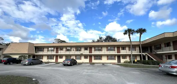 4205 Oak Terrace Drive #4205, Greenacres, FL 33463