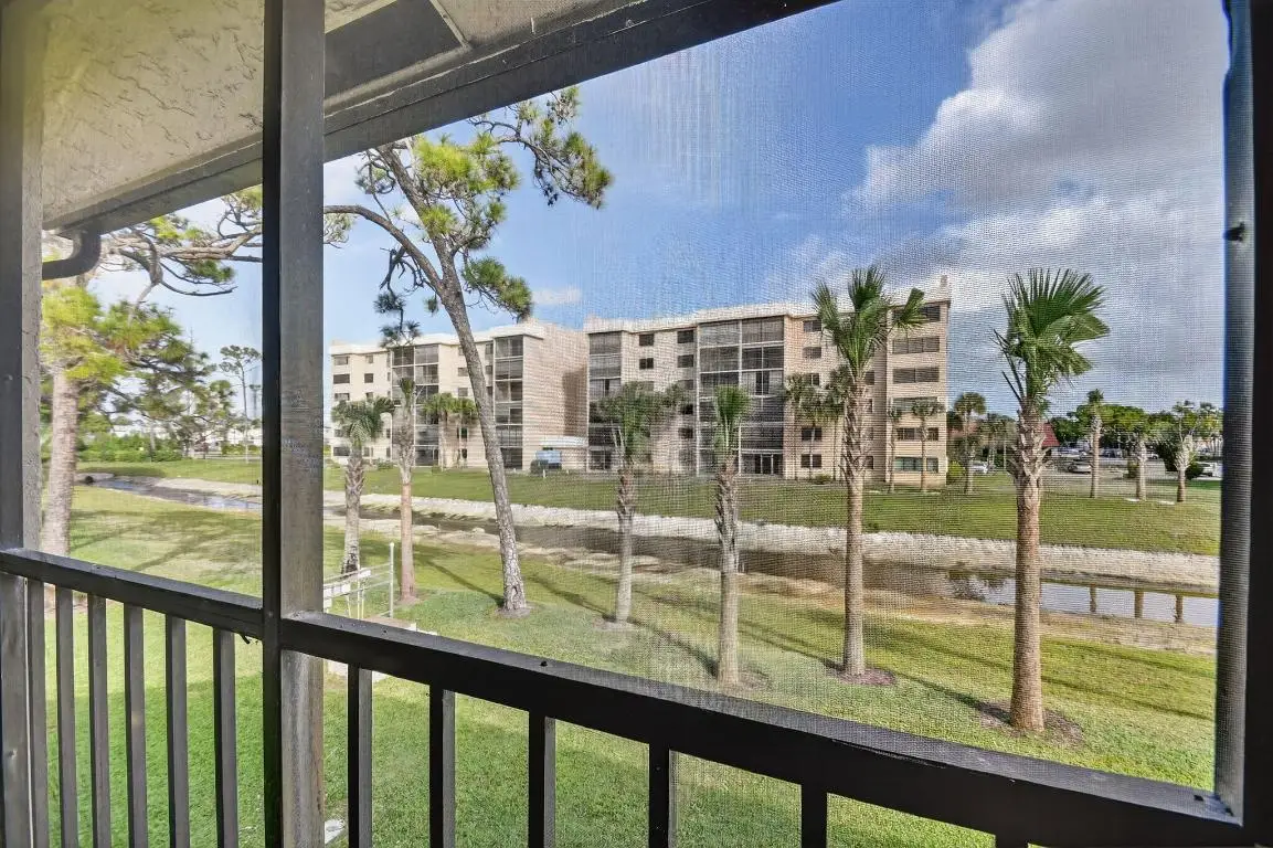 4900 Lucerne Lakes Boulevard #201, Lake Worth, FL 33467 - Image #1