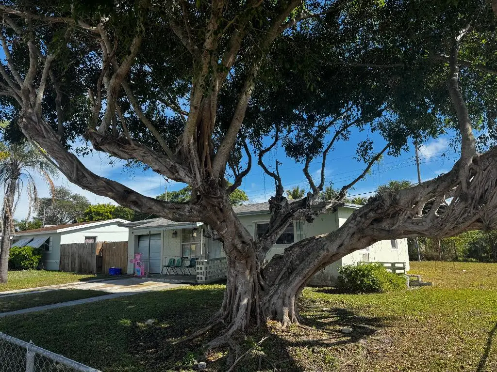 1410 NW 1st Court, Boynton Beach, FL 33435 - Image #1