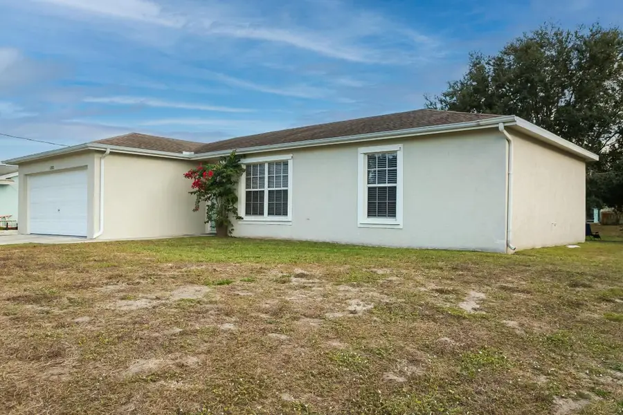 1292 SW Bellevue Avenue, Port Saint Lucie, FL 34953 - Image #2