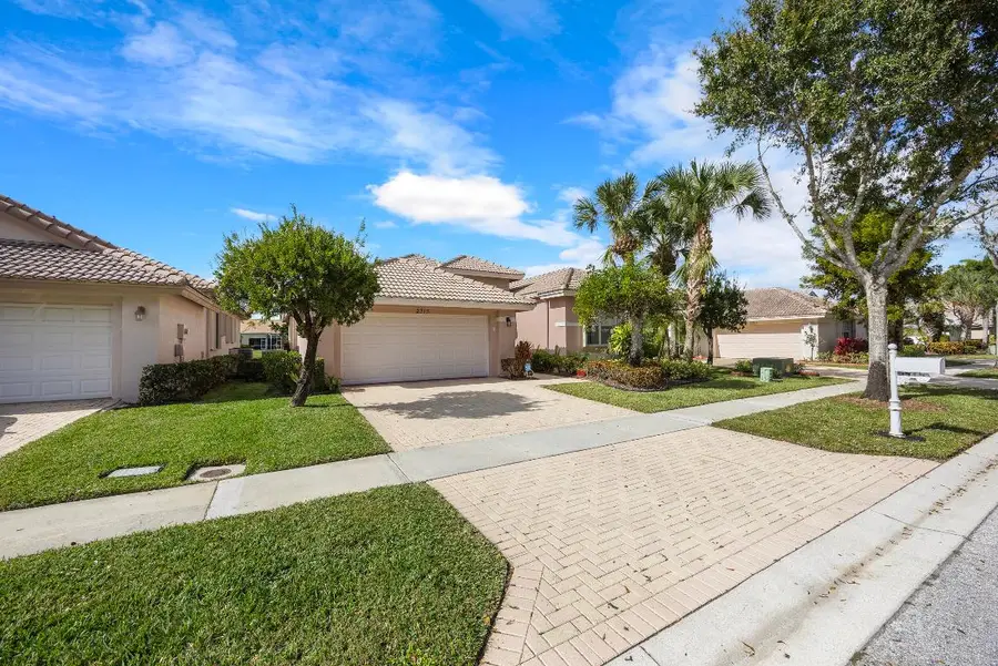 2315 Sailfish Cove Dr, West Palm Beach, FL 33411 - Image #2
