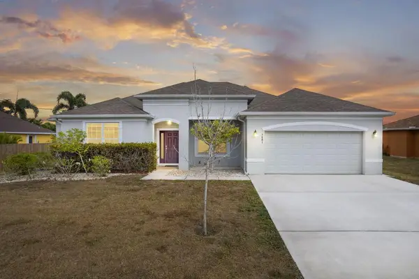 5681 NW Croton Avenue, Port St Lucie, FL 34986