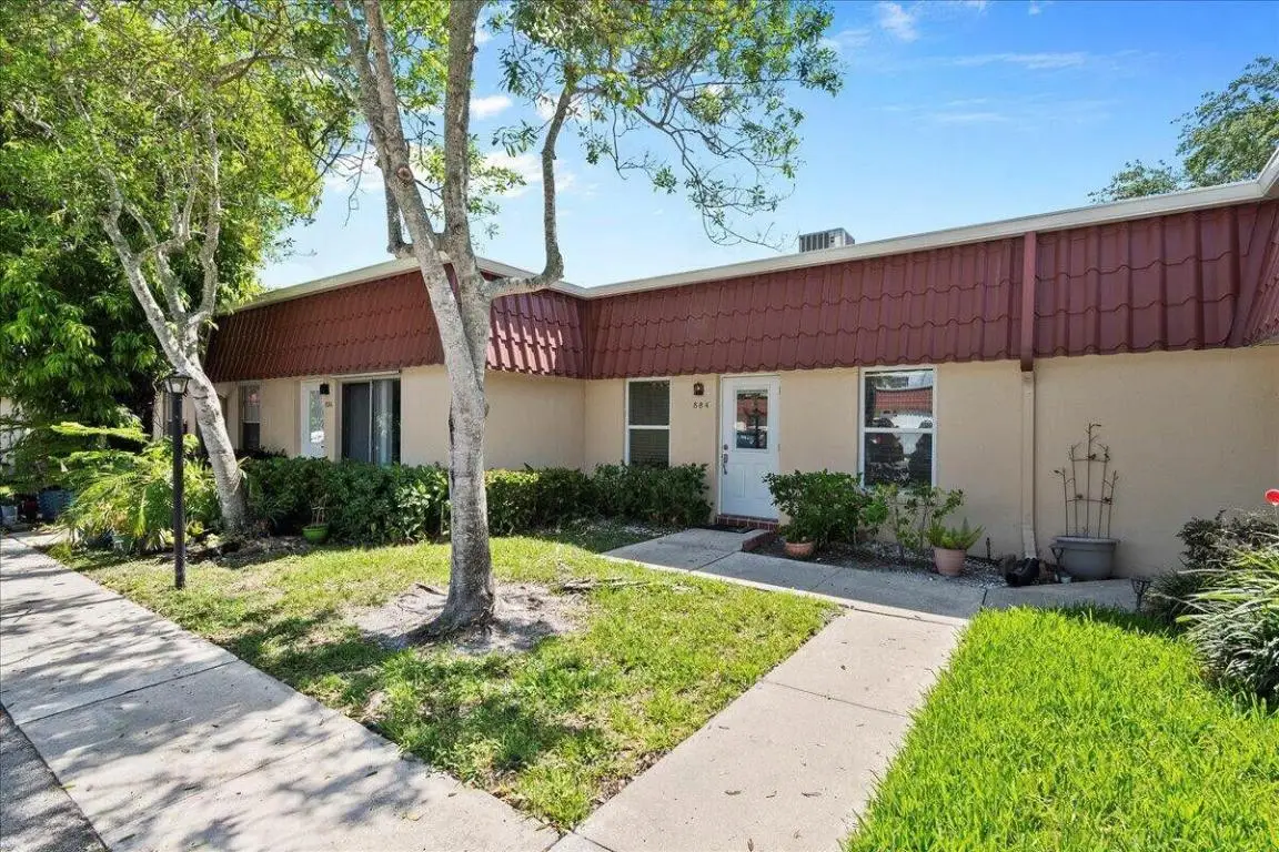 884 Worcester Lane, Lake Worth, FL 33467 - #1