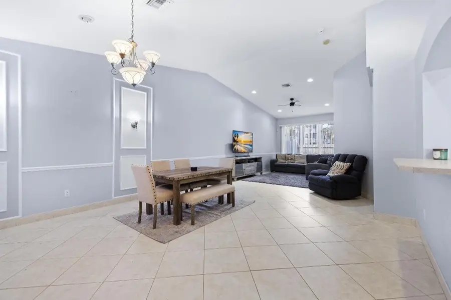 2131 Man Of War, West Palm Beach, FL 33411 - Image #2