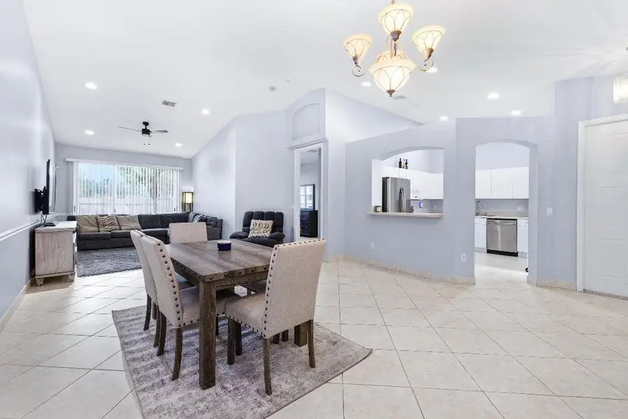 2131 Man Of War, West Palm Beach, FL 33411 - Image #3