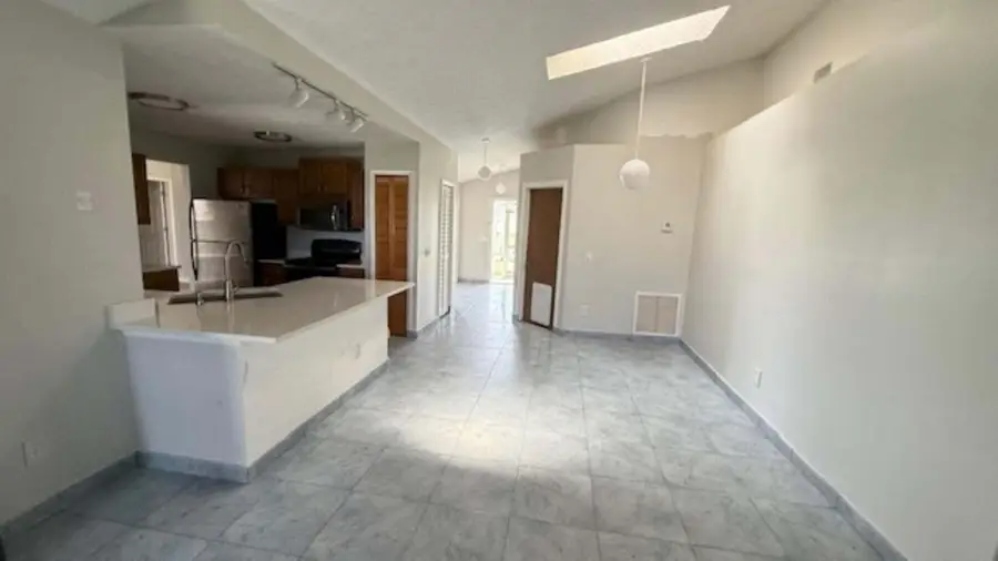 901 SW Gaitor Avenue, Port Saint Lucie, FL 34953 - Image #3