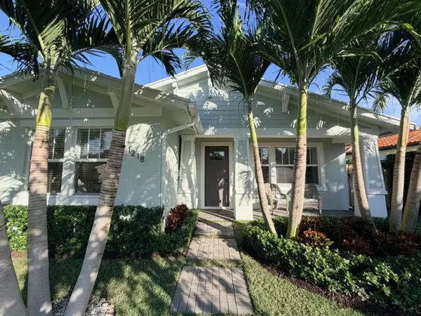 1218 N Palmway, Lake Worth Beach, FL 33460