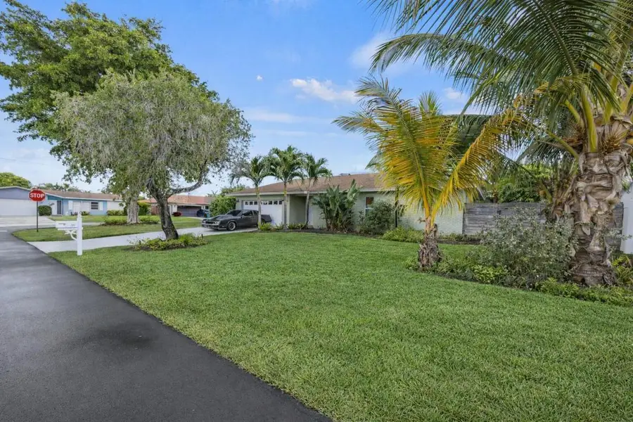 2502 SW 11th Court, Boynton Beach, FL 33426 - Image #3