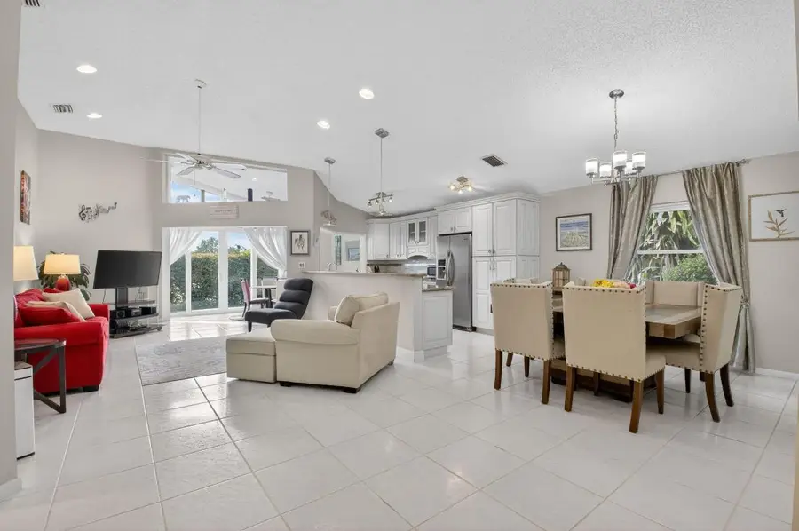 6165 Bay Isles Drive, Boynton Beach, FL 33437 - Image #2