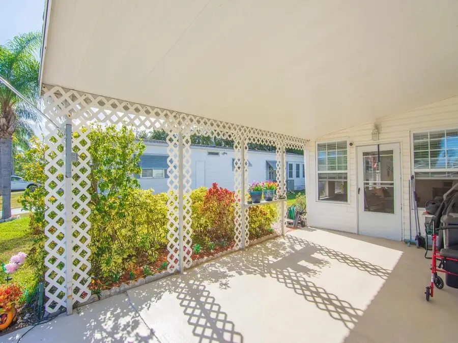 10 SE Iberian Lane, Port Saint Lucie, FL 34952 - Image #2