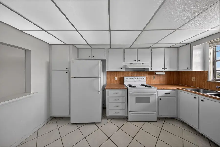 2400 Deer Creek Country Club Boulevard #604-1, Deerfield Beach, FL 33442 - Image #2