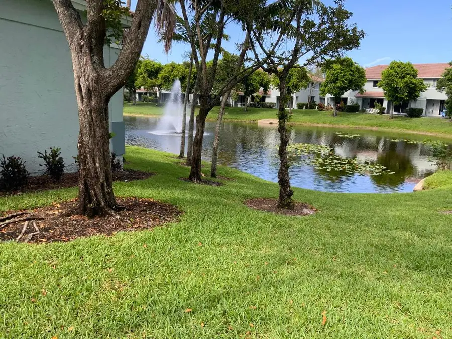 3425 Sonoma Drive #3425, West Palm Beach, FL 33404 - #2