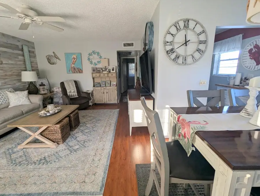 172 Berkshire H, West Palm Beach, FL 33417 - Image #2