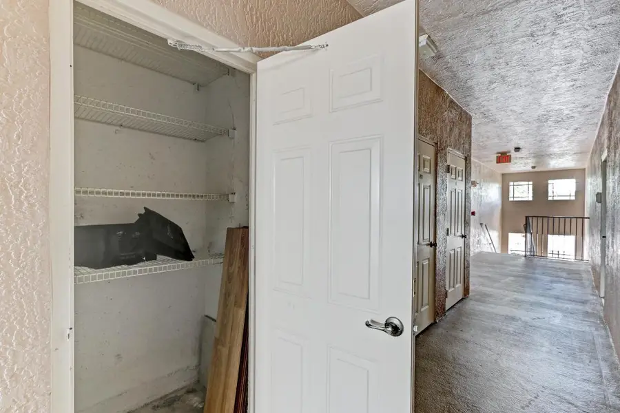 2806 Veronia Drive #301, Palm Beach Gardens, FL 33410 - Image #2