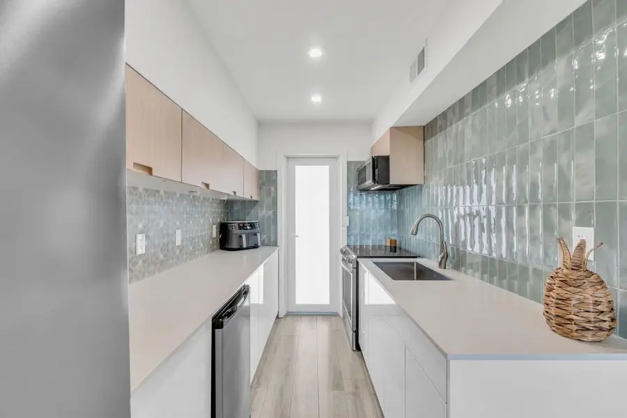 1221 Hillsboro Mile #39c, Hillsboro Beach, FL 33062 - Image #2