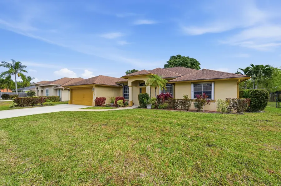 120 Venetian Lane, West Palm Beach, FL 33411 - #2