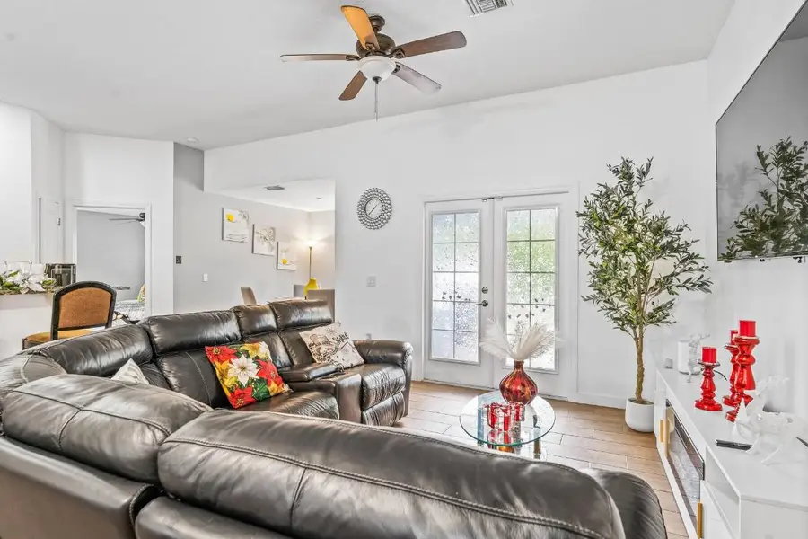 1035 34th Avenue Sw, Vero Beach, FL 32968 - #2