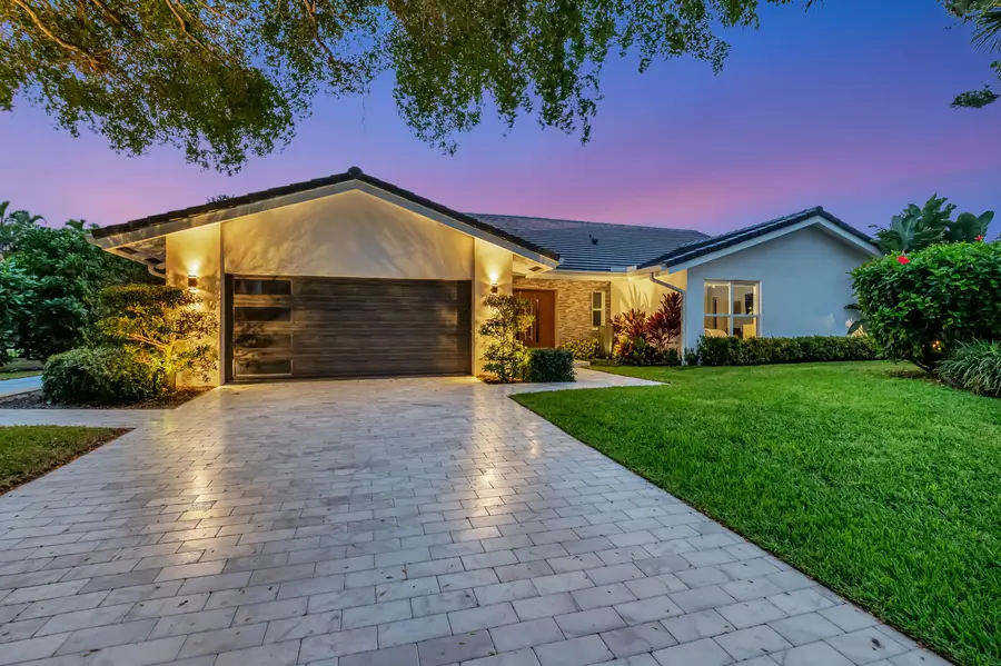4911 Pineview Circle, Delray Beach, FL 33445 - #2
