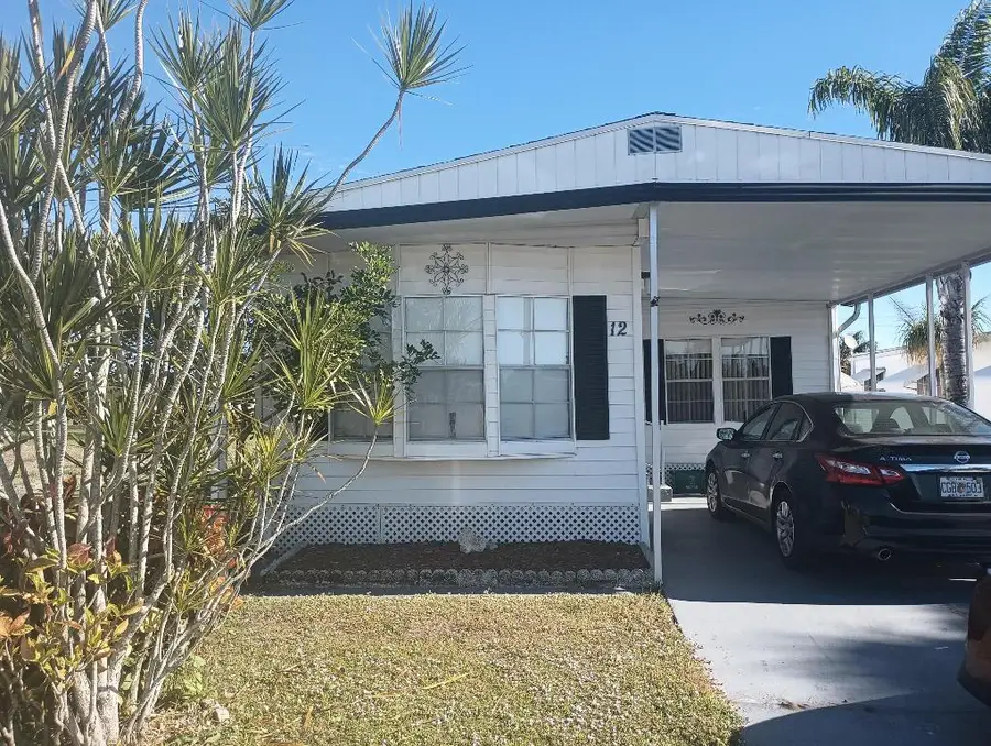 12 Universidad Lane, Port Saint Lucie, FL 34952 - Image #2