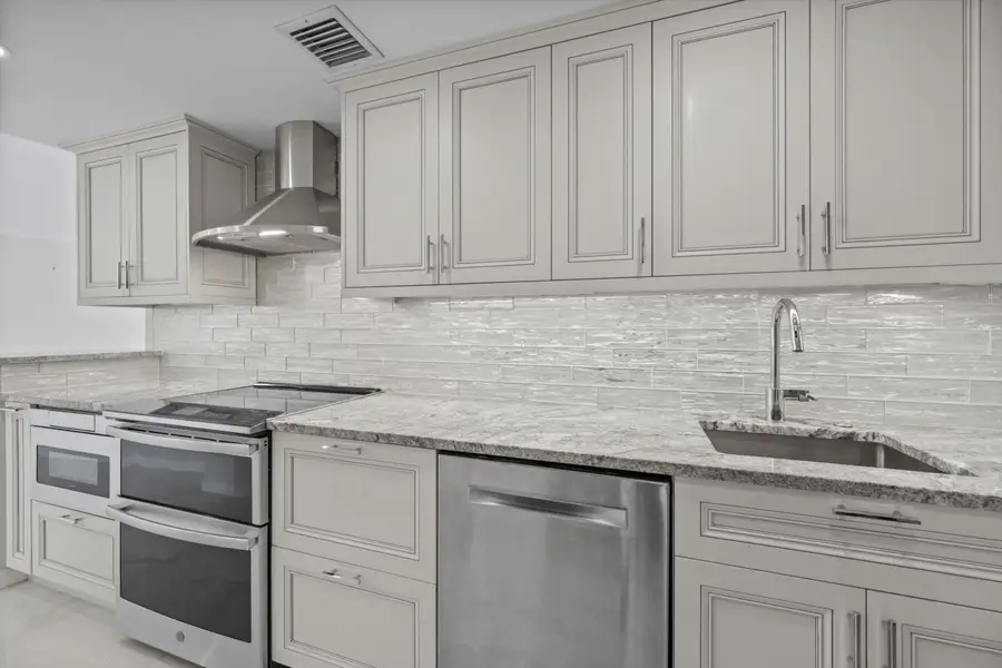 2760 S Ocean Boulevard #517, Palm Beach, FL 33480 - #3