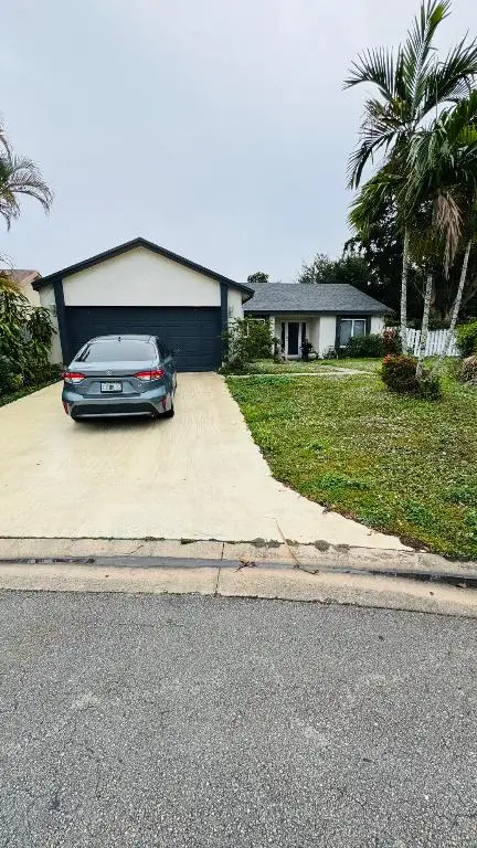 9570 Biscayne Park Court, Boca Raton, FL 33428