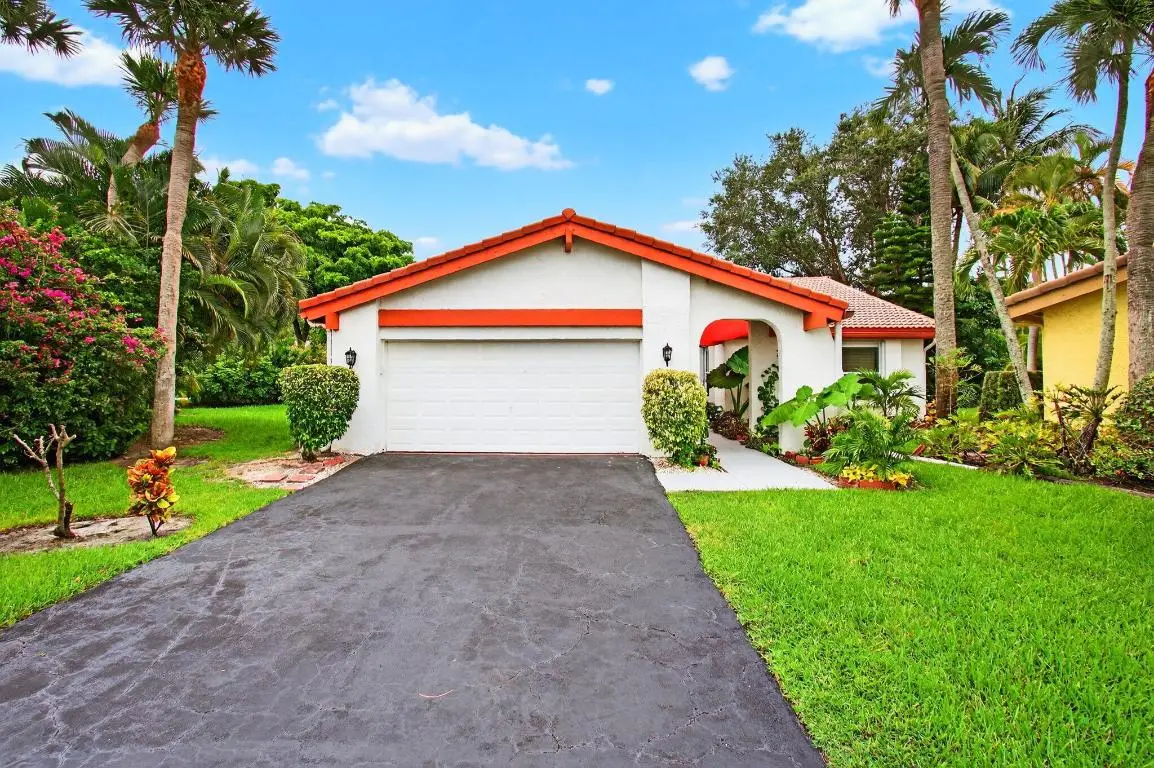 5735 Lakeview Mews Circle, Boynton Beach, FL 33437 - #1