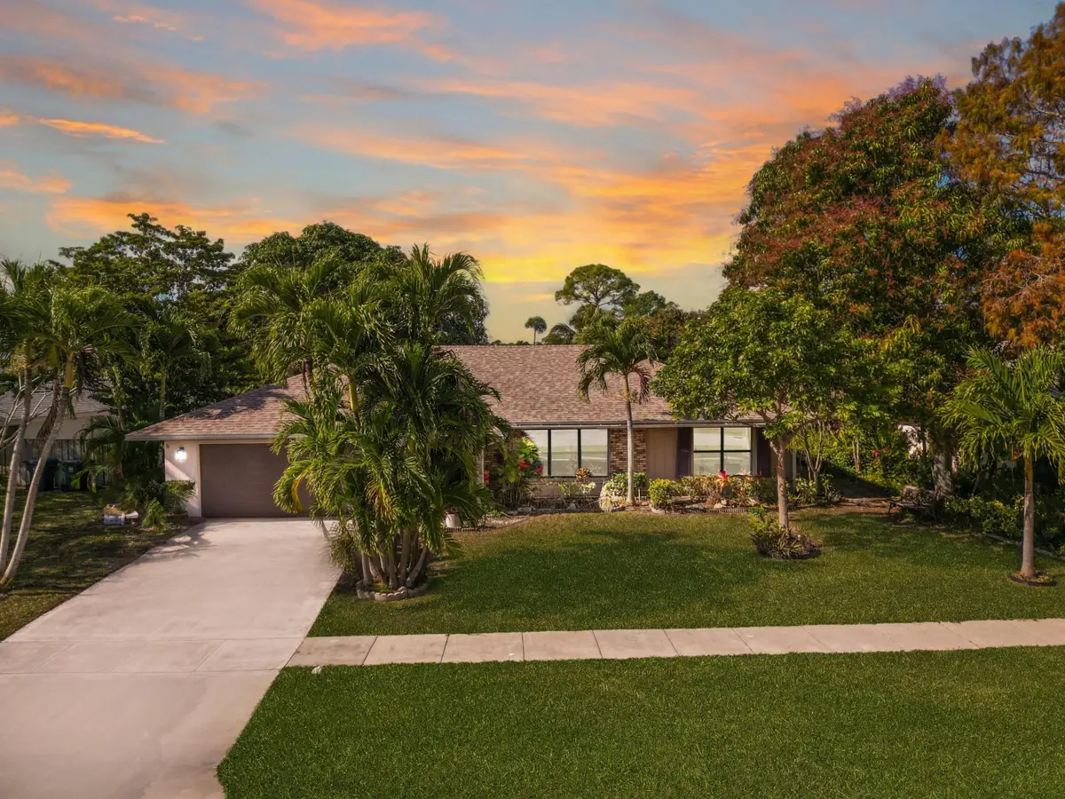 541 Azure Avenue, Wellington, FL 33414 - #1