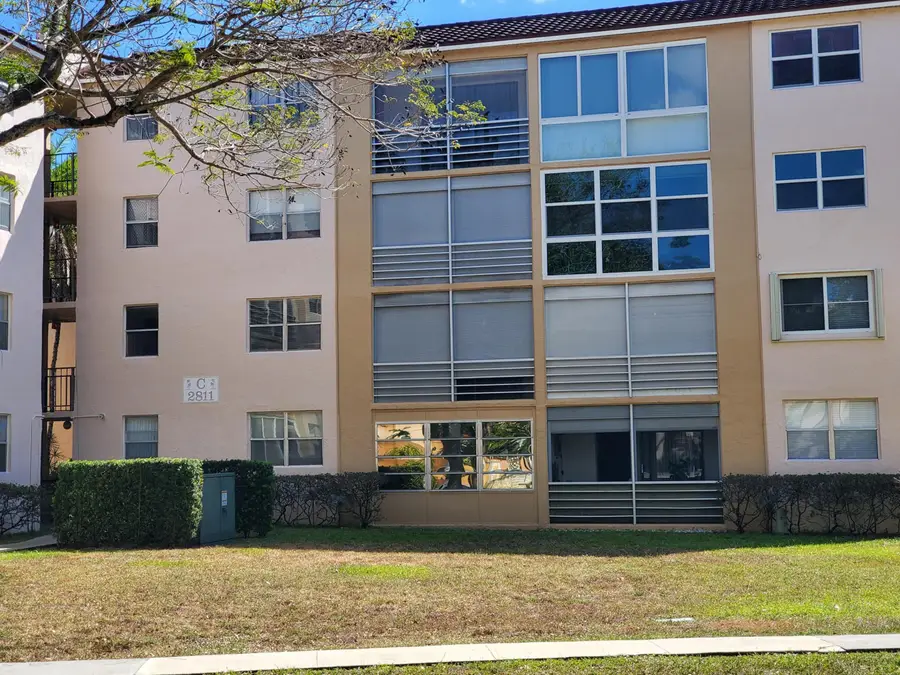 2811 Somerset Drive #404, Fort Lauderdale, FL 33311 - #3