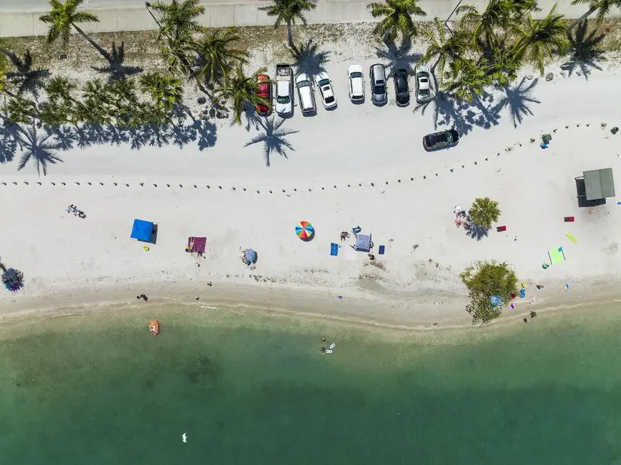 25 Harbour Isle Drive W #203, Hutchinson Island, FL 34949 - #2