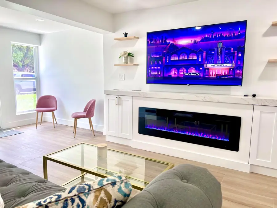 118 SW 9th Avenue #- Income $4,375, Delray Beach, FL 33444 - #2