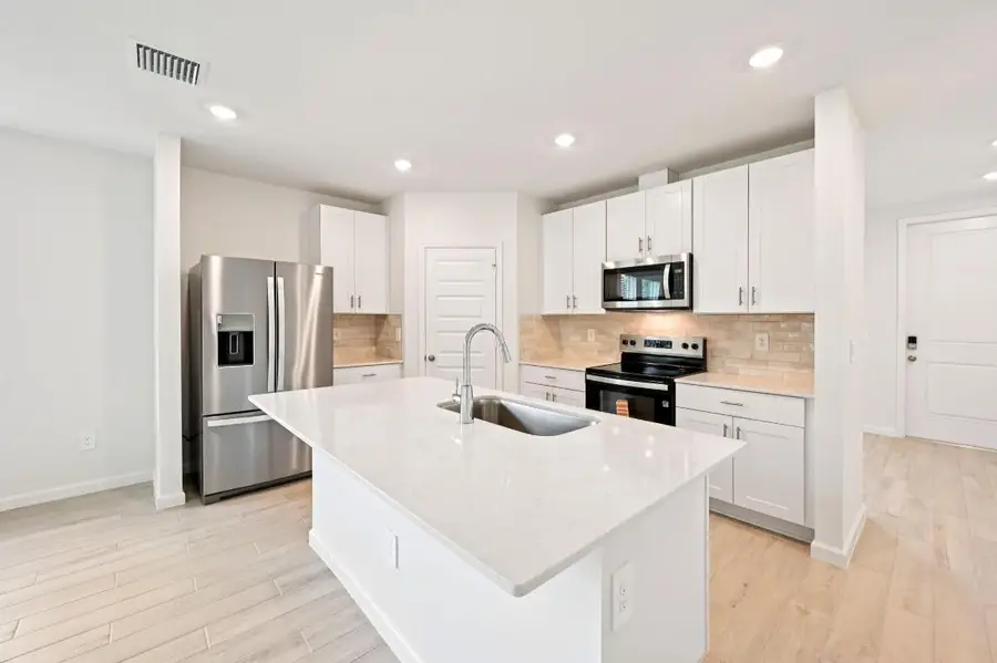 5445 Hampton Park Circle, Vero Beach, FL 32966 - Image #3