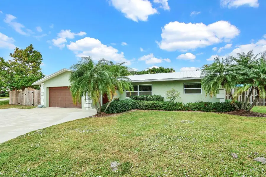 3035 SE Glasgow Drive, Stuart, FL 34997 - Image #2