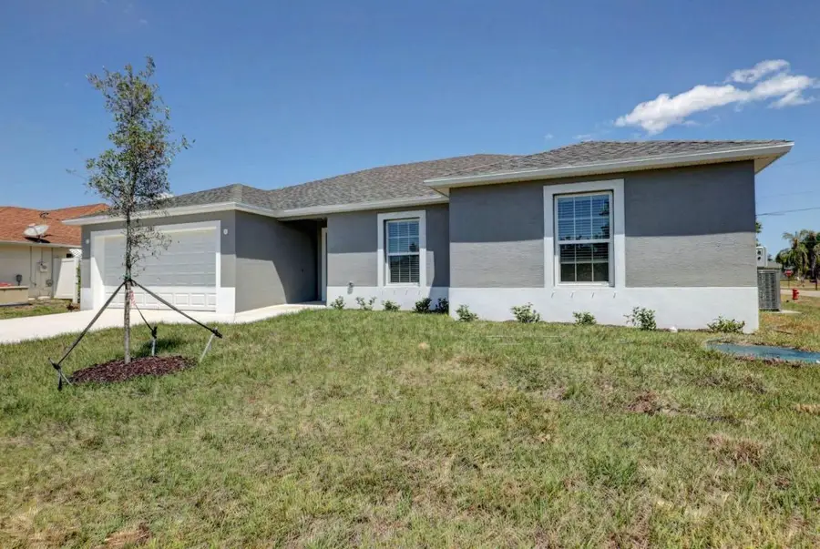 381 SW Todd Avenue, Port Saint Lucie, FL 34983 - Image #3