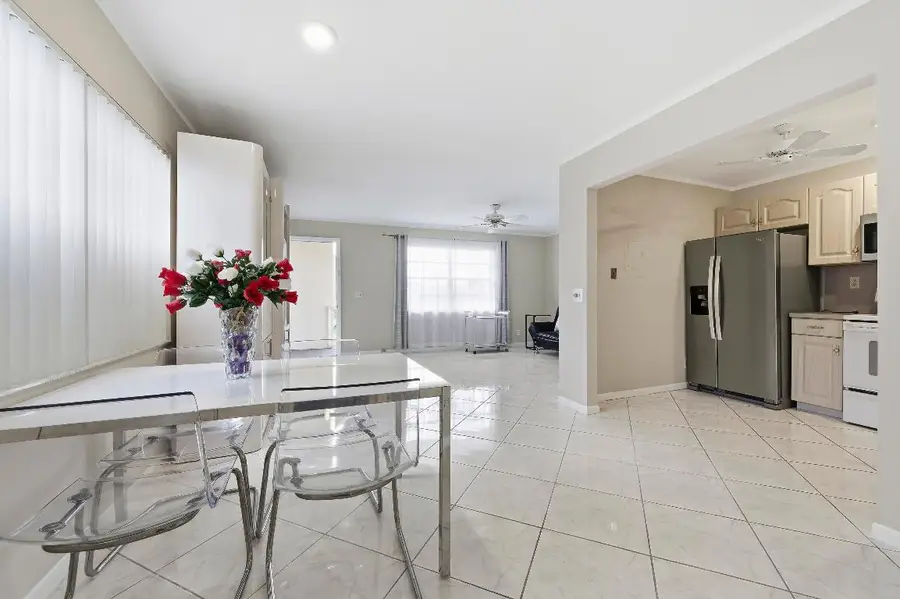 95 Burgundy B, Delray Beach, FL 33484 - Image #3