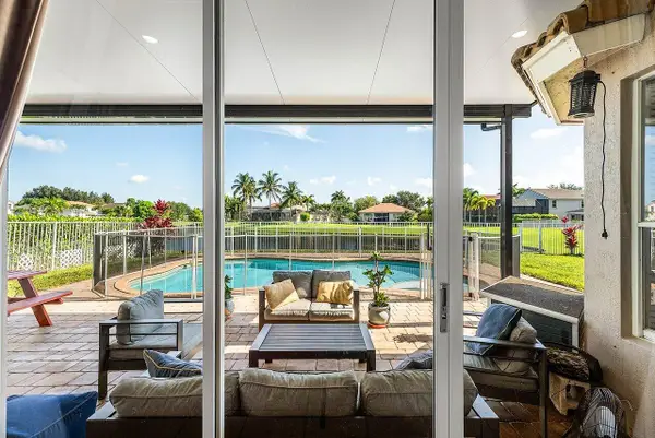 6376 Shadow Tree Lane, Lake Worth, FL 33463