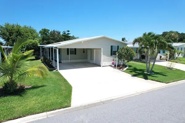 1068 Wren Circle, Barefoot Bay, FL 32976