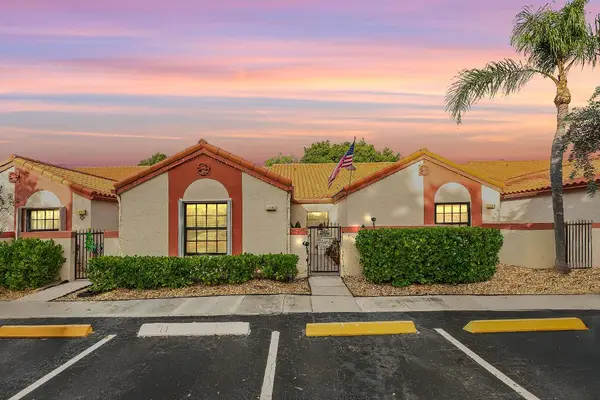 114 Centennial Court #114, Deerfield Beach, FL 33442