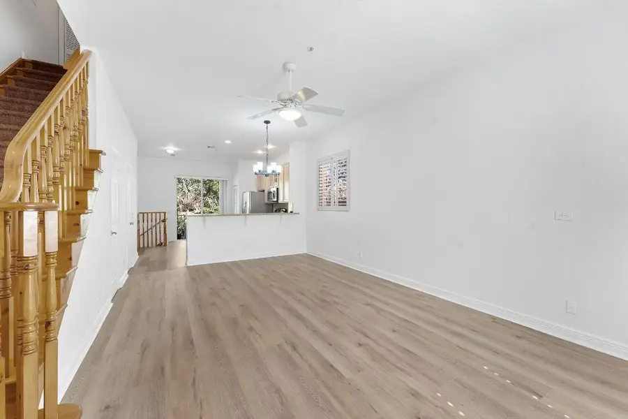 2469 NE 14 Street, Pompano Beach, FL 33062 - Image #2