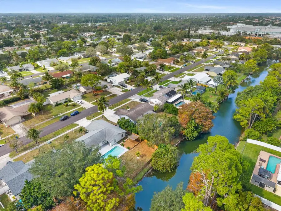 190 Martin Circle, West Palm Beach, FL 33411 - #3