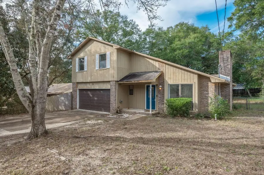 514 Linden Avenue, Niceville, FL 32578 - #3