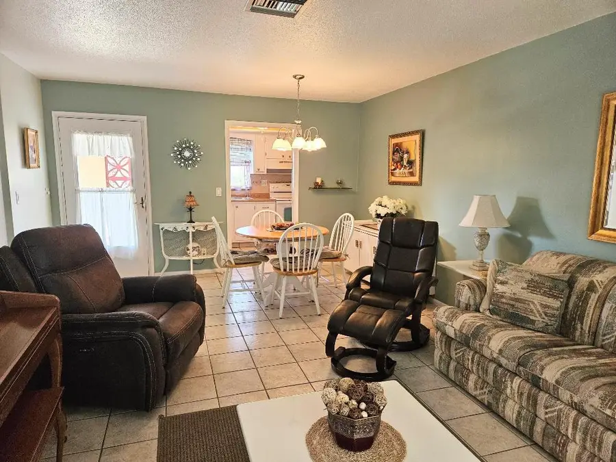 2950 Crosley Drive E #D, West Palm Beach, FL 33415 - #3