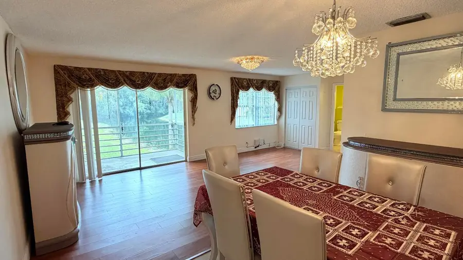 320 Lake Dora Drive #320, West Palm Beach, FL 33411 - Image #2